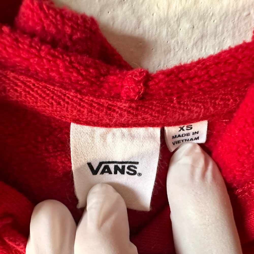 Van’s Cropped Hoodie - Picture 6 of 14